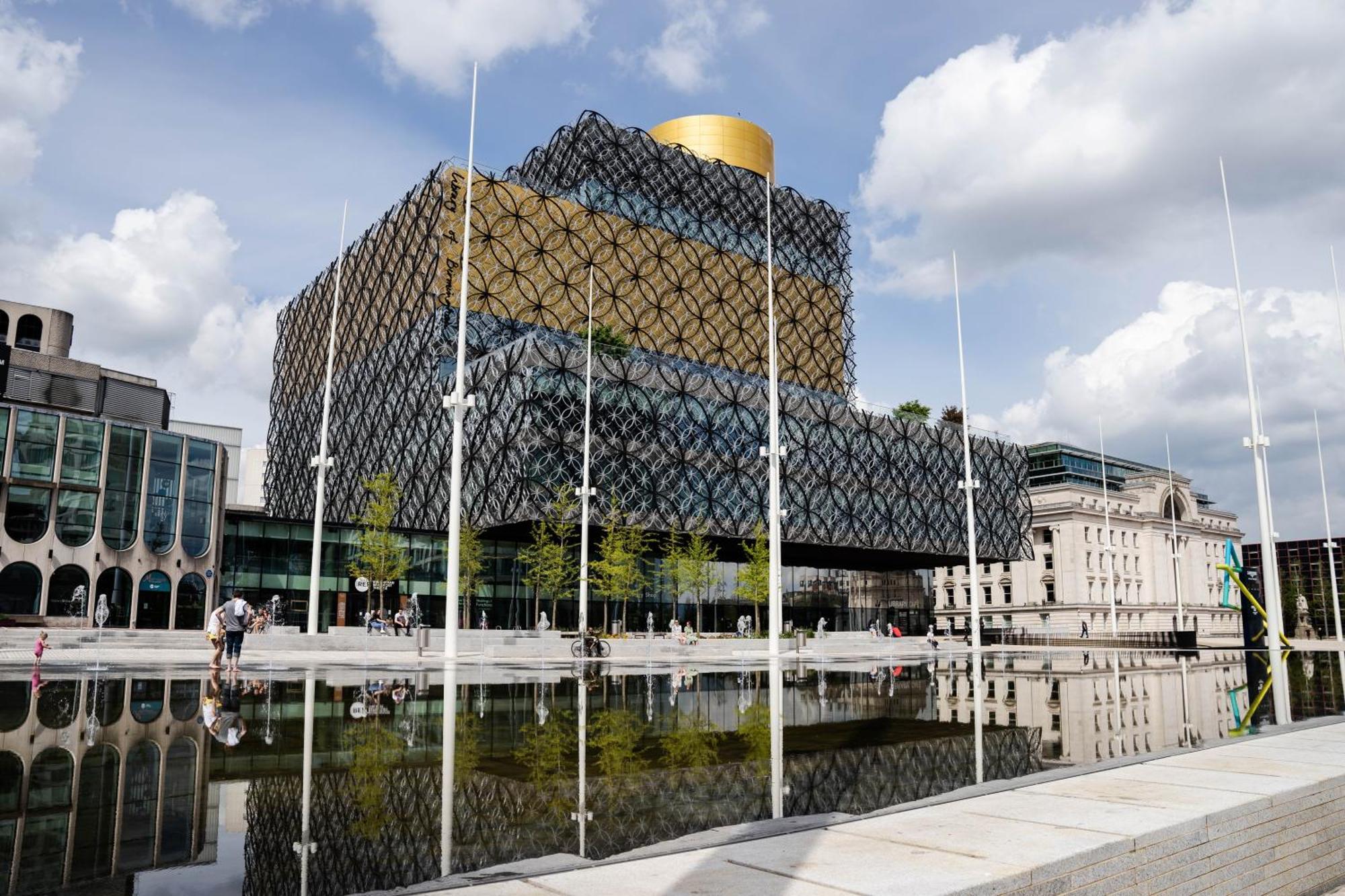 The Mini -birmingham City-free Breakfast *